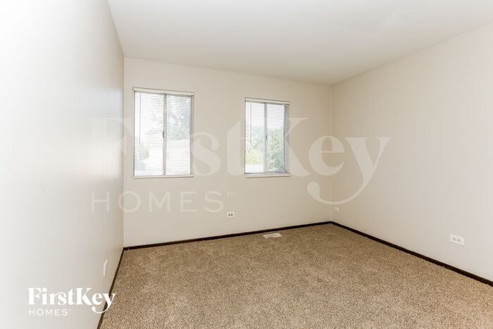 Building Photo - 3390 Windsor Ln