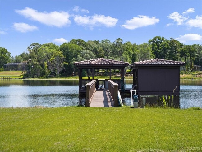 Building Photo - 1911 Lake Markham Preserve Trail