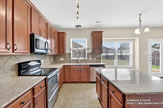 Building Photo - 12304 Coral Dr