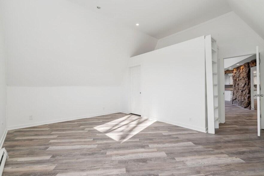 Building Photo - 8402 Dome Ct