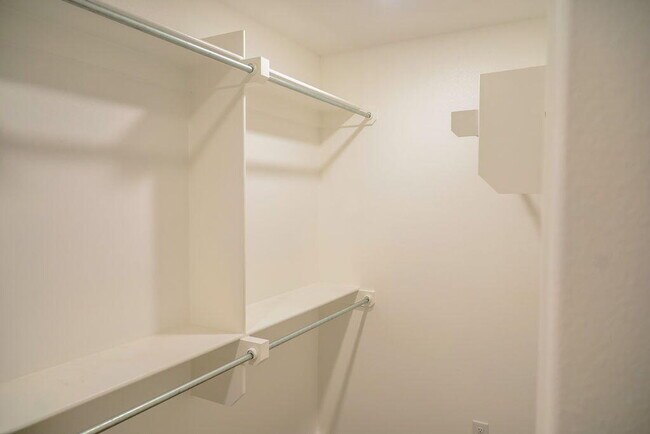 Building Photo - 2916 Corpus Ave