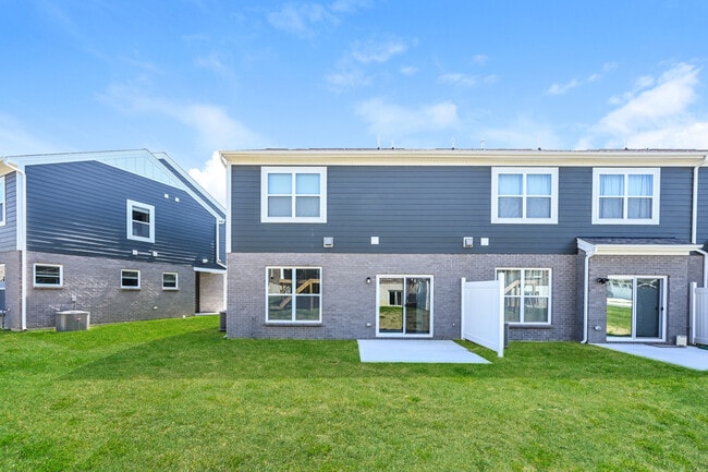 Building Photo - 4930 Pebble Ct