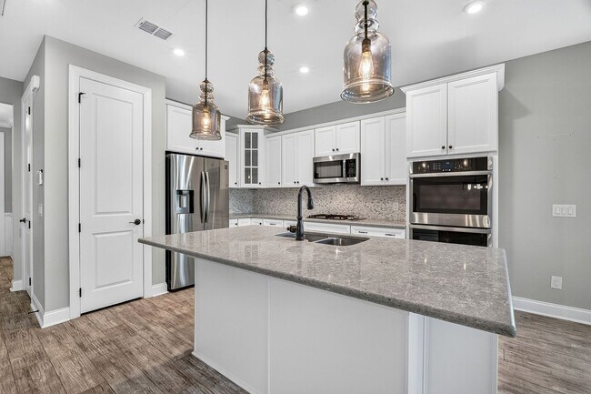 Building Photo - 344 Seaside Trail