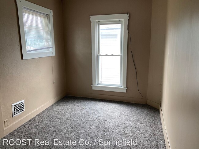 Building Photo - 3 br, 1.5 bath House - 236 E Northern Ave