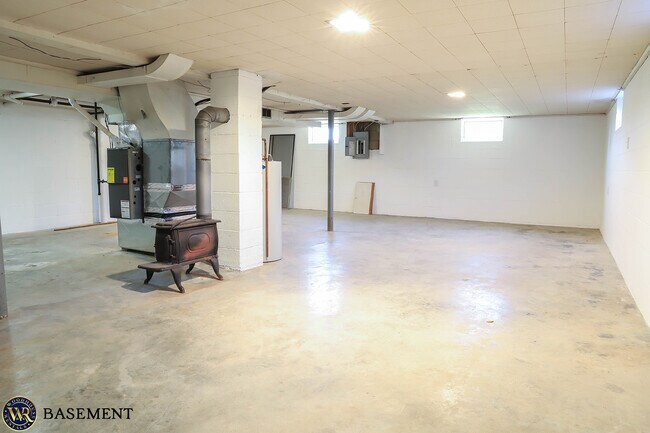 Basement - 704 McCullum Ave