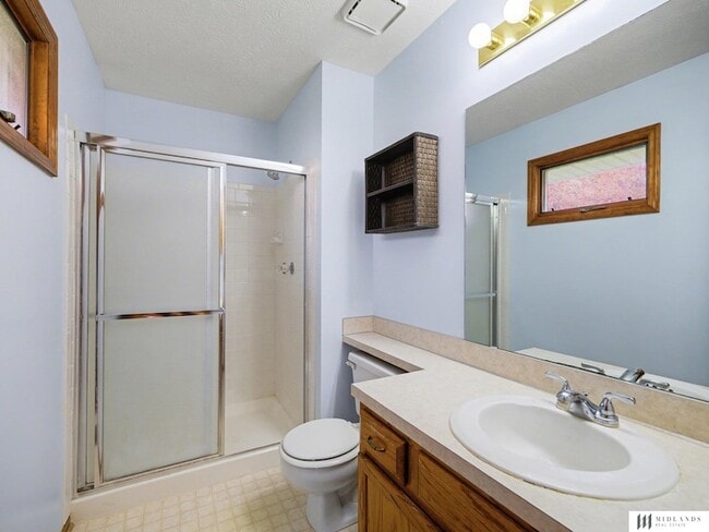 Building Photo - 5763 N 130th St