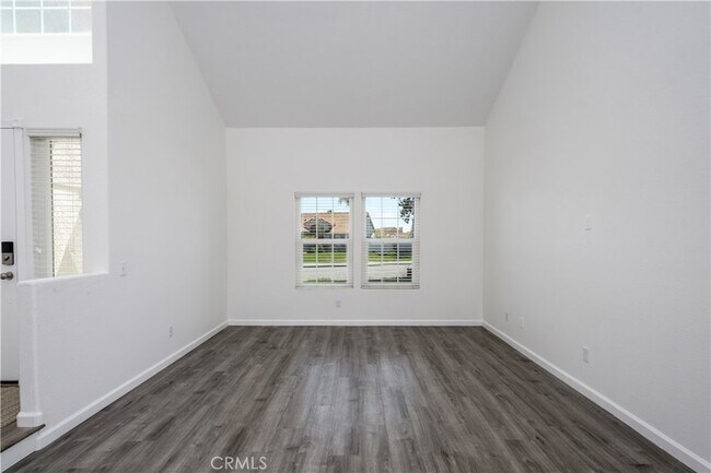 Building Photo - 8608 Oakthorn Cir