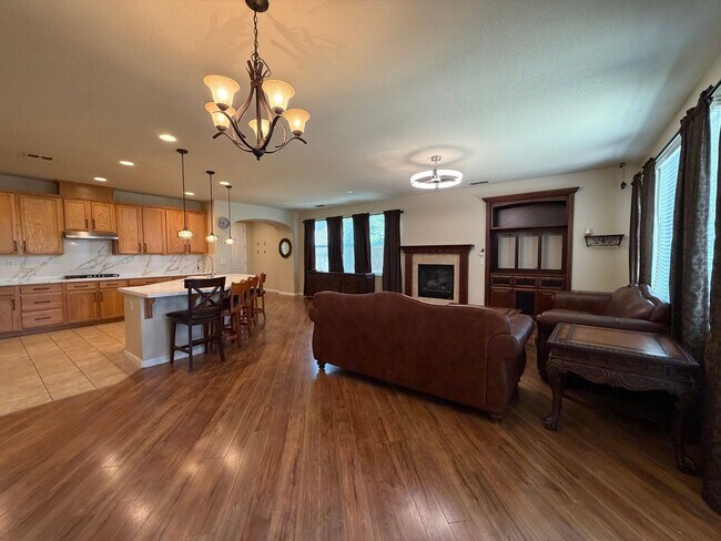 Building Photo - Spacious 4-Bedroom Elk Grove Home with Updated Kitchen, Quartz Countertops! VIEW TODAY!