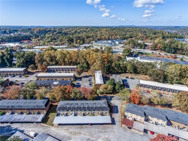 Building Photo - 280 Winding River Dr