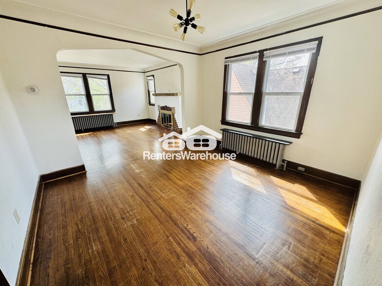 Building Photo - 2104 Lowry Ave N