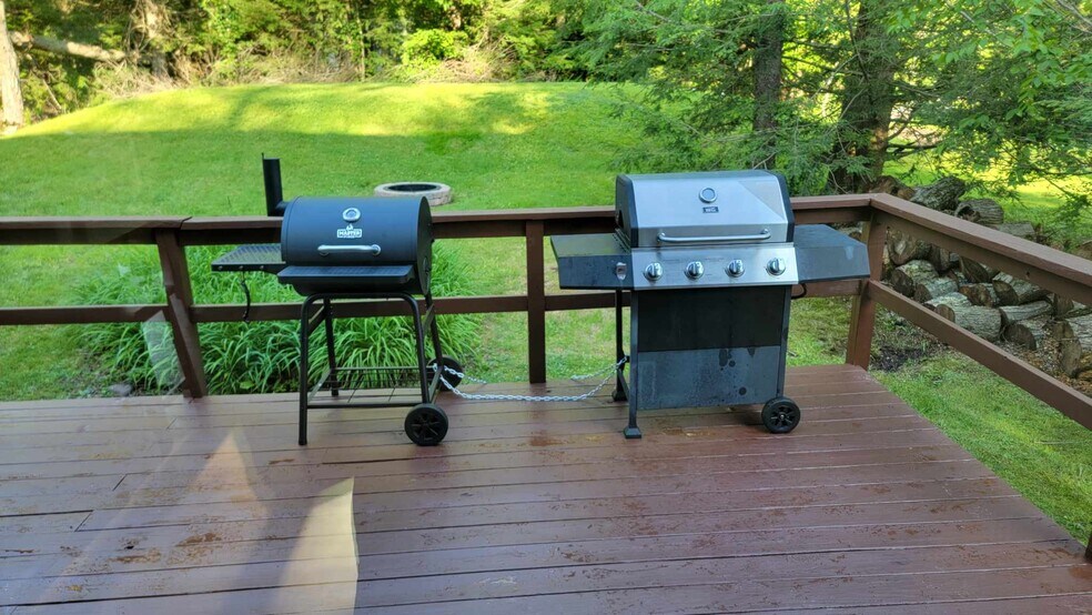 Building Photo - 5127 Hounds Ear Rd