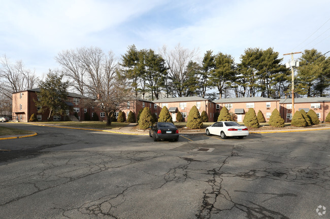 Building Photo - East Hartford