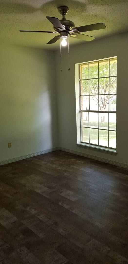 Building Photo - 3402 Tara Ln