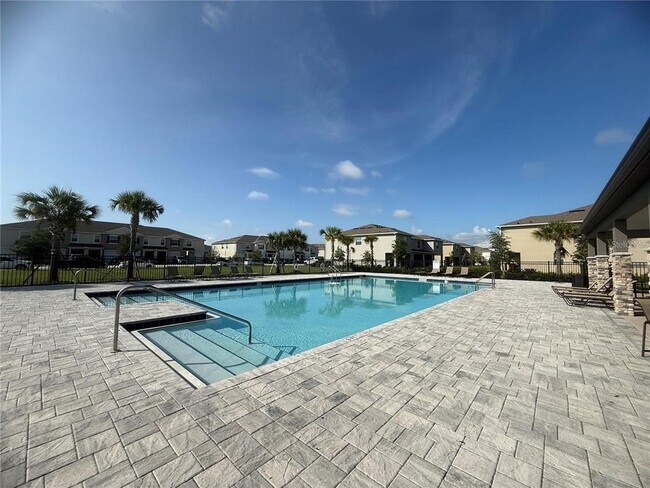 Building Photo - 1410 Isleta Lp