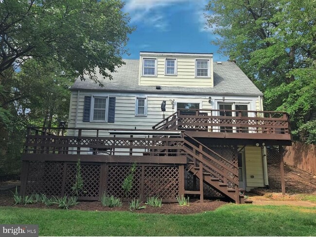 Building Photo - 2416 S Culpeper St