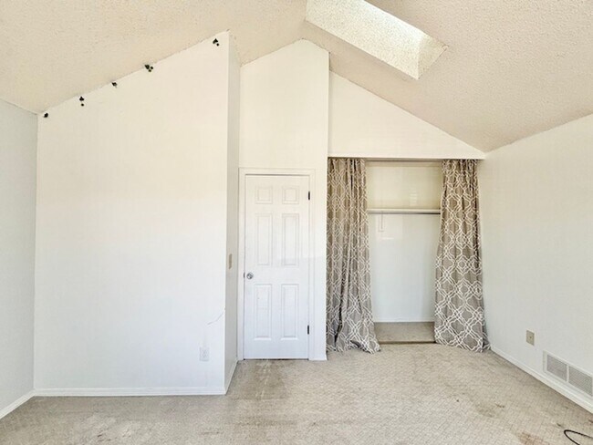 Building Photo - 17315 E Rice Cir