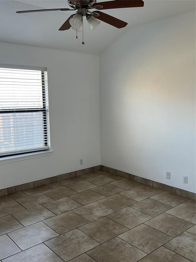 Building Photo - 1038 Trail Driver Cove