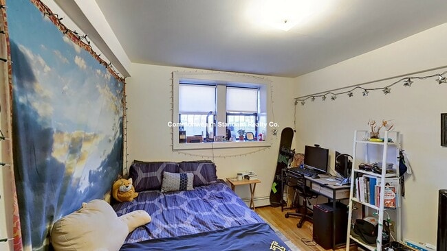 Building Photo - 23 Glenville Ave