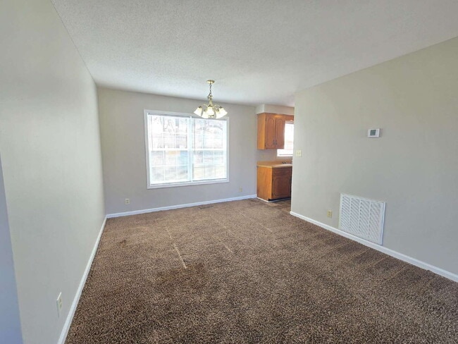 Building Photo - 746 Shelton Cir