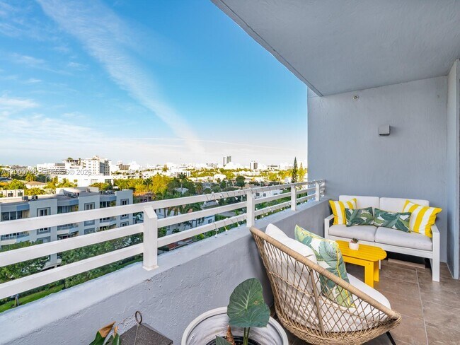 Building Photo - 1330 West Ave