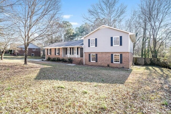 Primary Photo - 2935 Elizabeth Ln