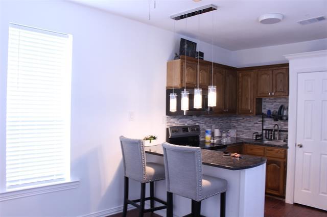 Building Photo - 2411 Anderson St