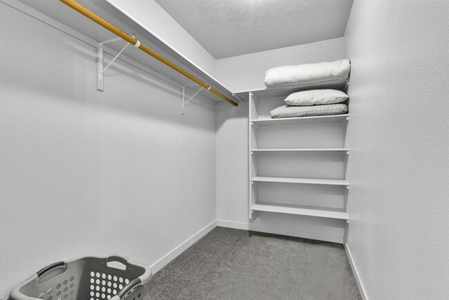 Building Photo - 159 W Peach Springs St