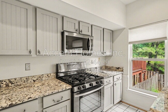 Building Photo - 21217 Millwood Sq