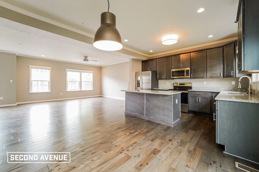Building Photo - 118 Holly Hill Dr