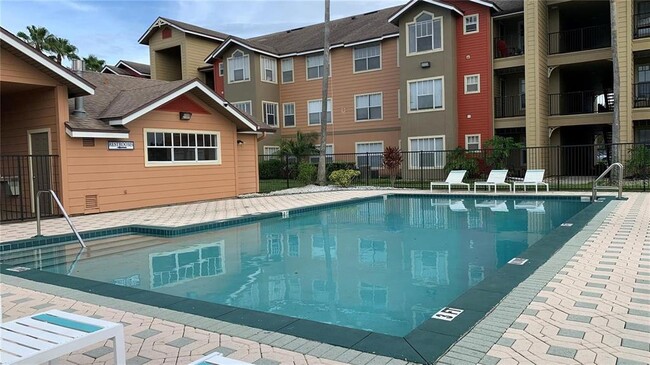 Building Photo - 2214 Grand Cayman Ct