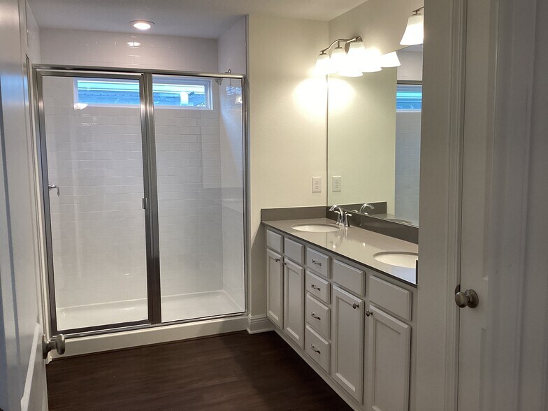 Building Photo - 22407 Bellini Cir