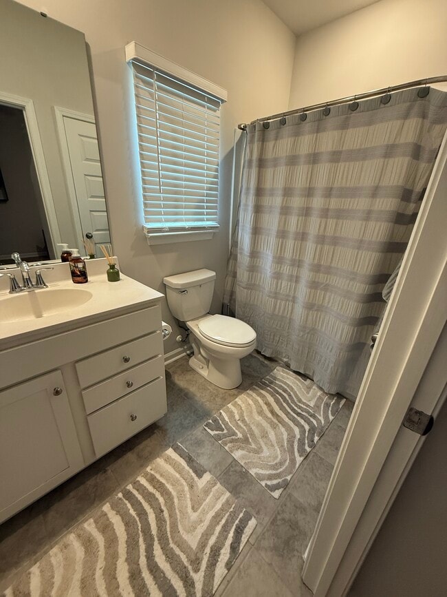Building Photo - 4084 Da Vinci Dr
