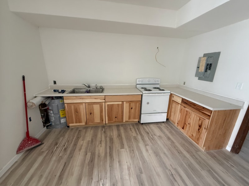 Building Photo - 1923 12th Ave N