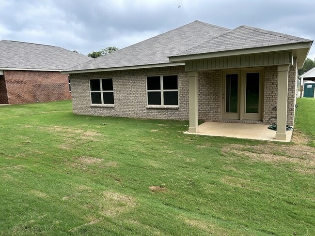 Building Photo - 191 Murphy Ln