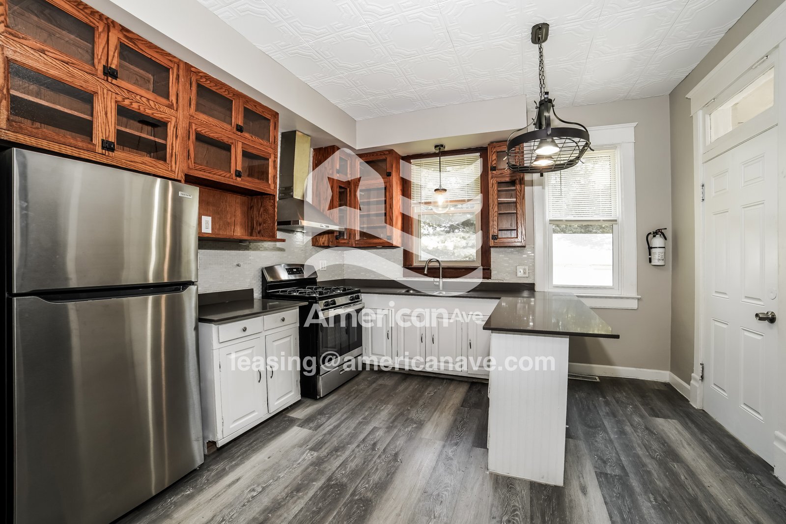 Building Photo - 519 E Frye Ave