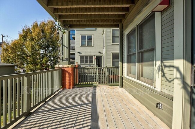 Building Photo - 812 NW 7th St