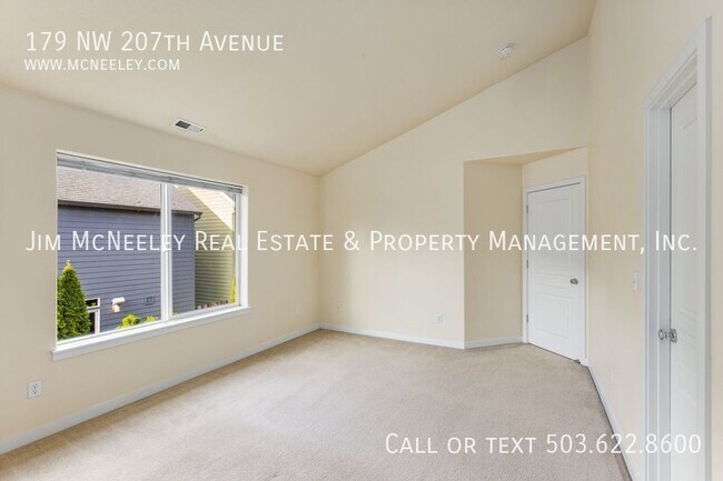 Building Photo - 179 NW 207th Ave