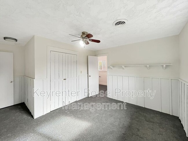 Building Photo - 5600 N Pierce Park Ln