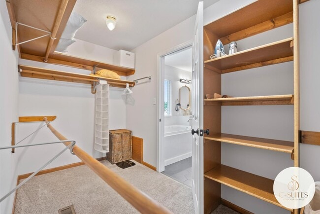 Building Photo - 1709 NW 33rd Pl