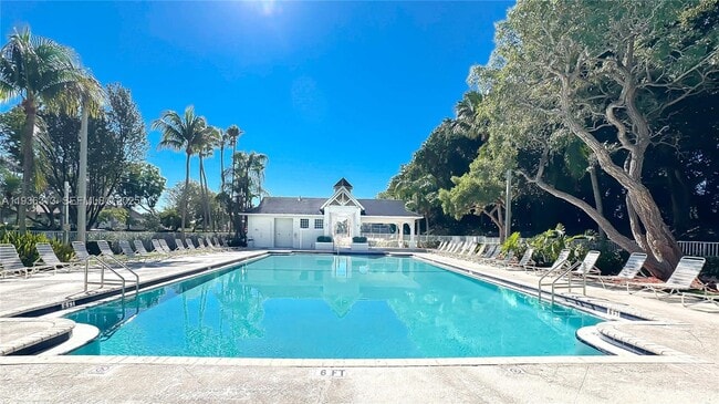 Building Photo - 7818 Dixie Beach Cir