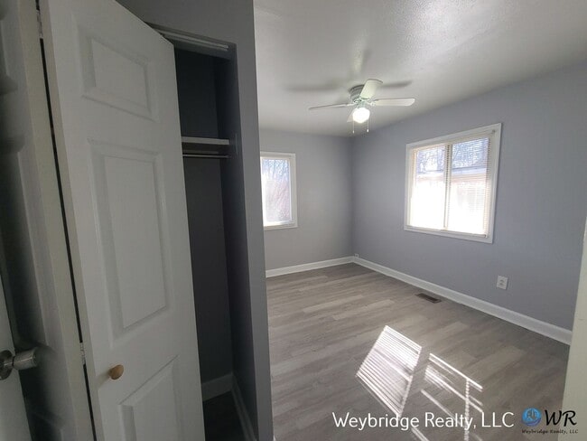 Building Photo - Charming 3-Bedroom Ranch with Private Yard & Garage in Northbrook/Colerain Township