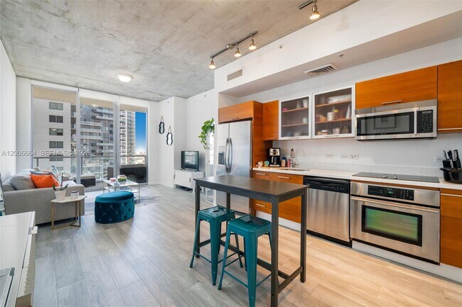 Building Photo - 3470 E Coast Ave