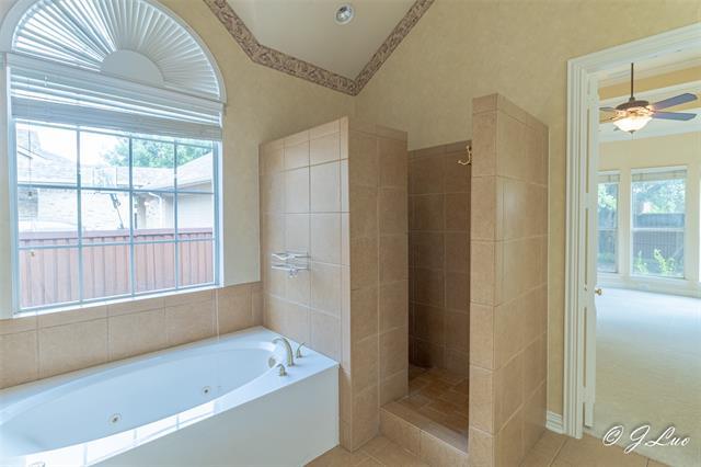 Building Photo - 1053 Sir Lancelot Cir