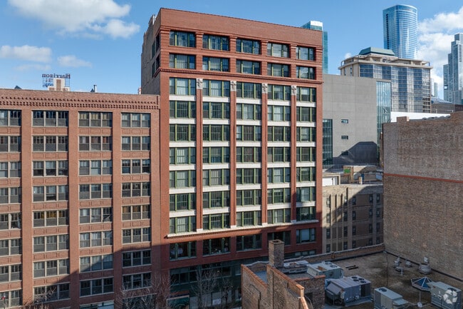 633 S Plymouth Ct - Pope Building
