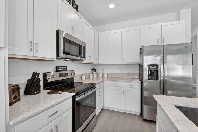 Building Photo - 4790 Navali Dr