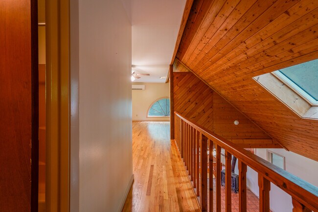 Building Photo - 480 Wingfield Way
