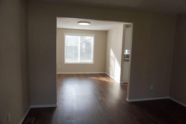 Building Photo - 16409 NE 31st St