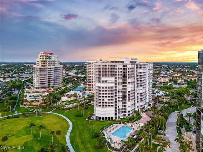 Building Photo - 4401 Gulf Shore Blvd N