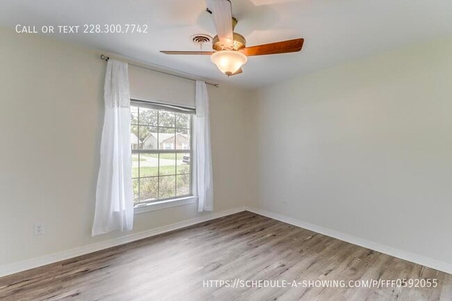 Building Photo - 139 Beachview Ave