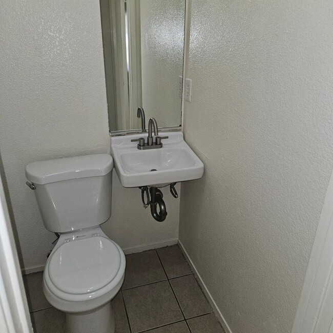 Building Photo - 1509 Lynne Renee Ct